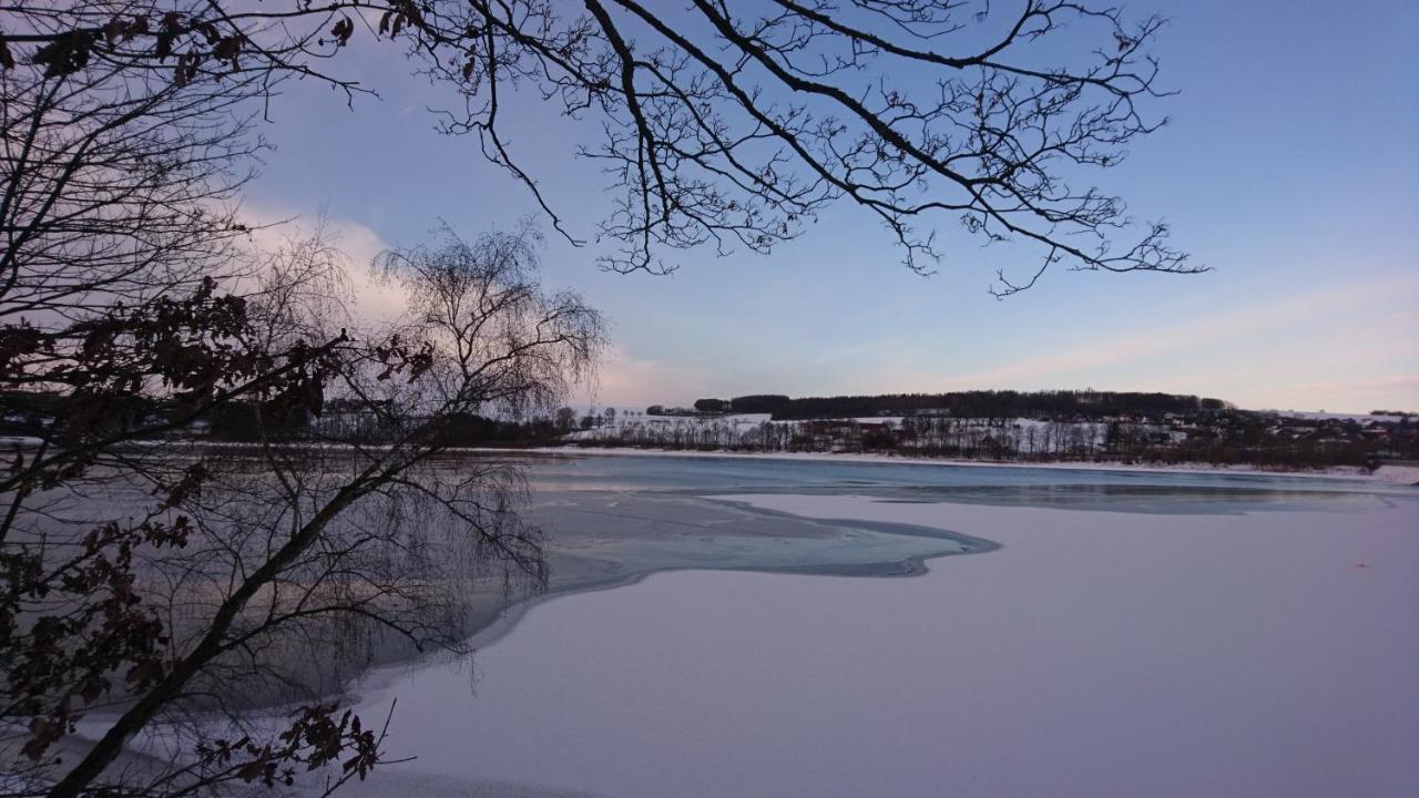 Ferien Am See 莫内西 外观 照片